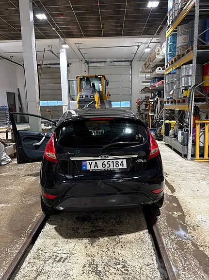 Ford Fiesta 2011 photo 4