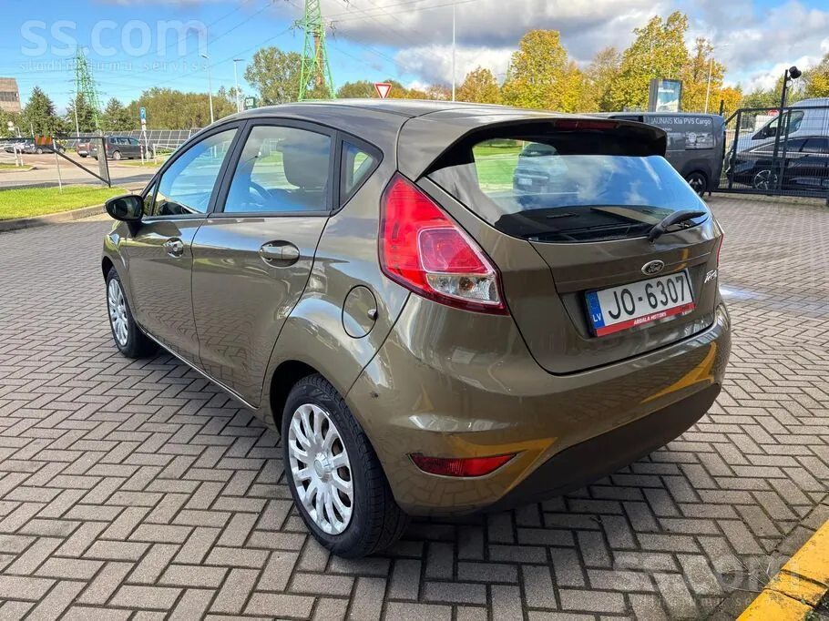 Ford Fiesta 2014 photo 4