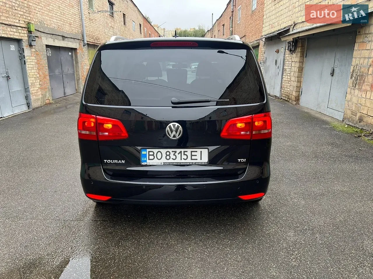 Volkswagen Touran 2012 photo 4