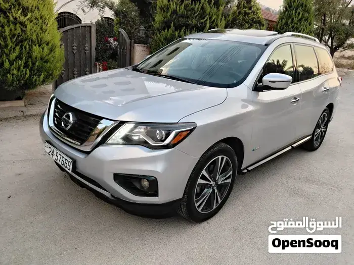 Nissan Pathfinder 2018 photo 4