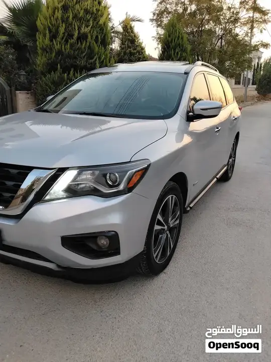 Nissan Pathfinder 2018 photo 3