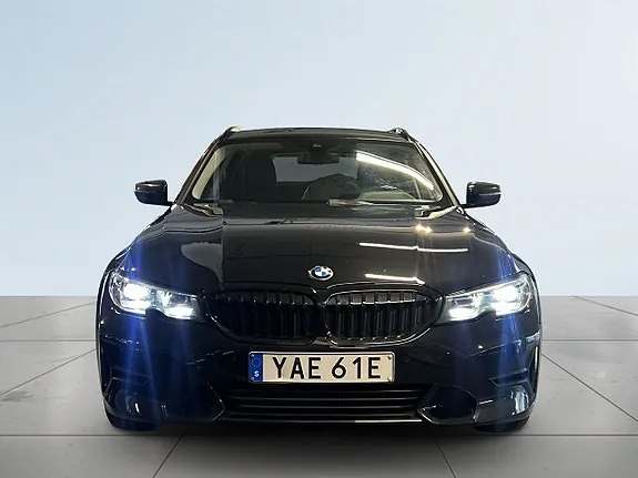BMW 320I 2022 photo 2