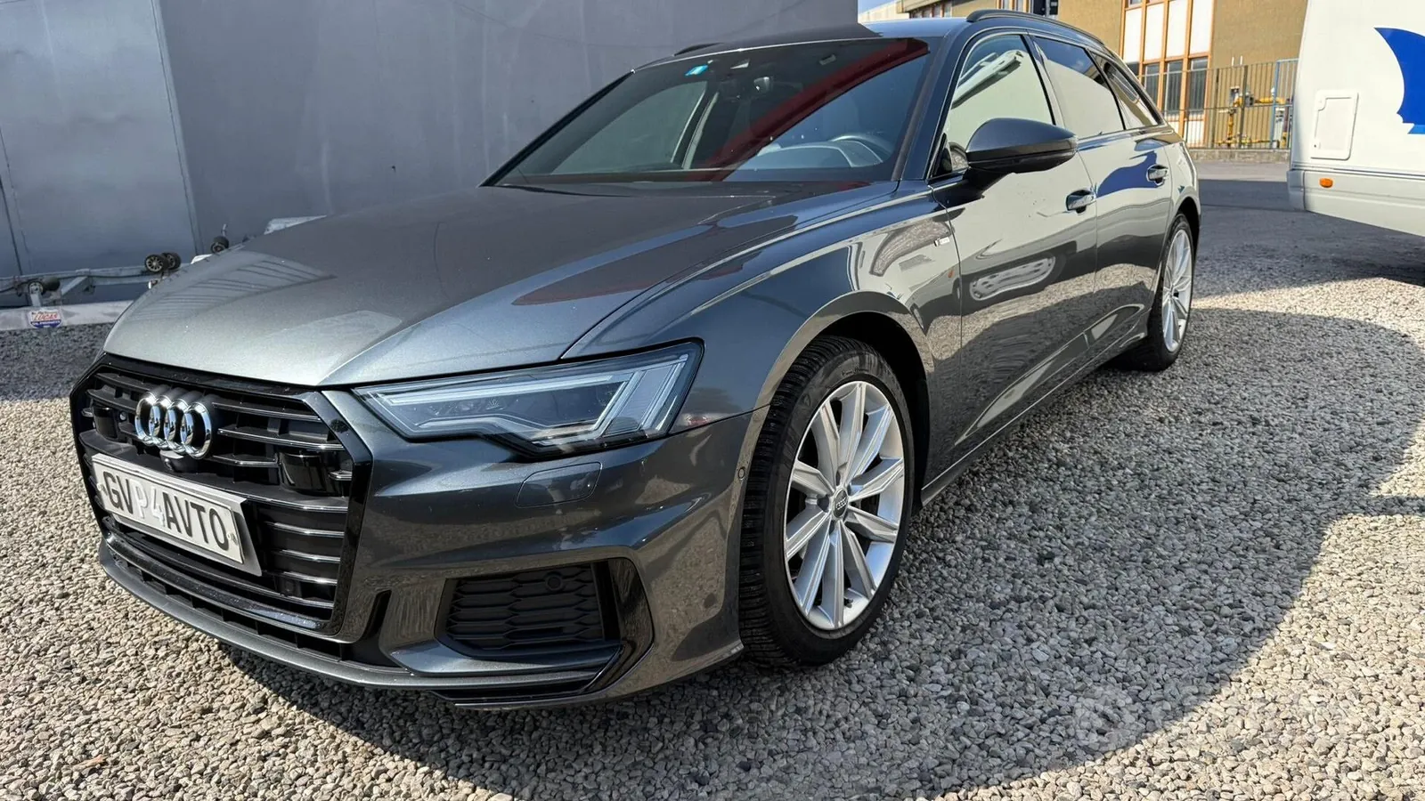 Audi A6 Avant