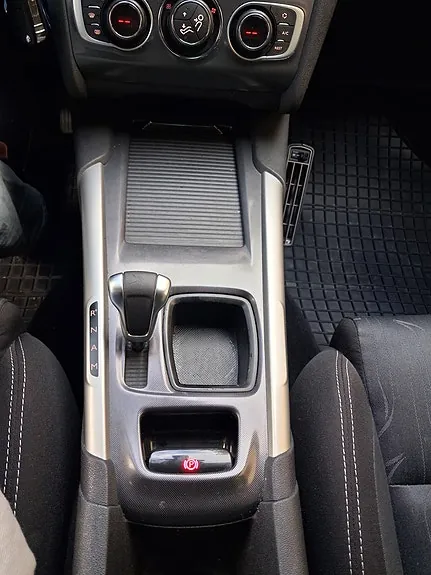 Citroen C4 2011 photo 3