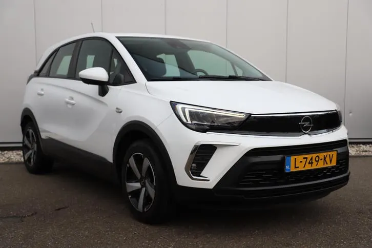 Opel Crossland X 2021 photo 3