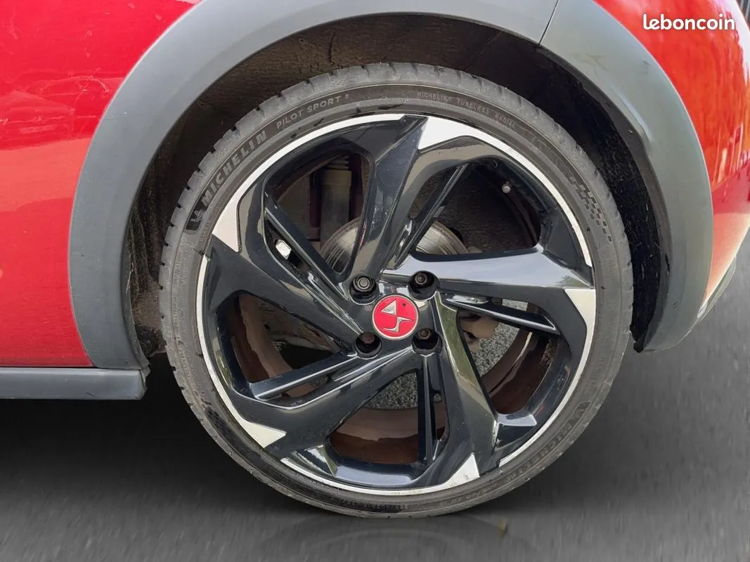 DS Automobiles Ds3 2018 photo 3