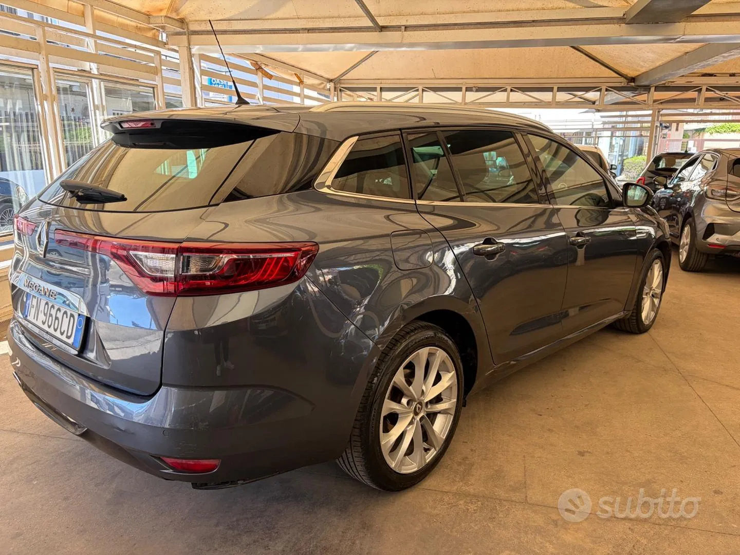 Renault Megane 2018 photo 3