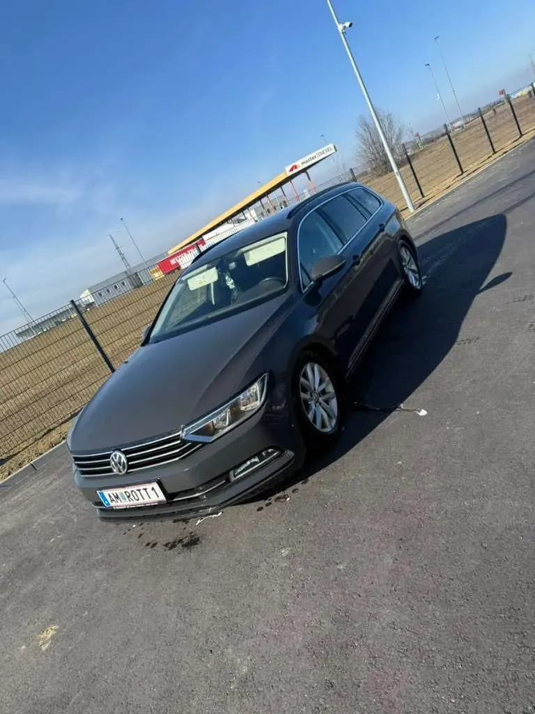 Volkswagen Passat 2015 photo 2