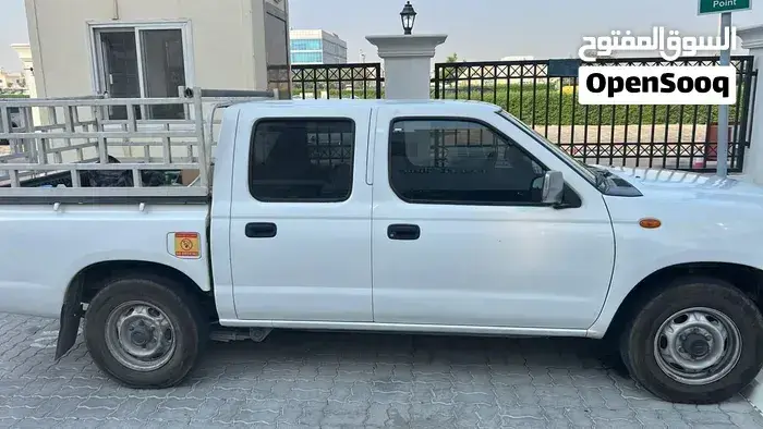 Nissan Patrol 2012 photo 2