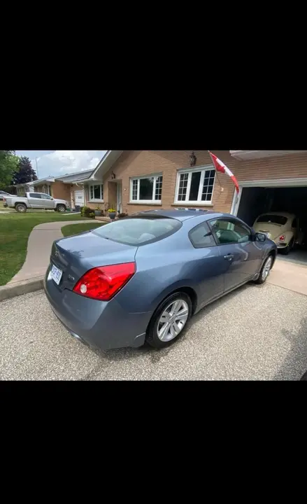Nissan Altima 2010 photo 4