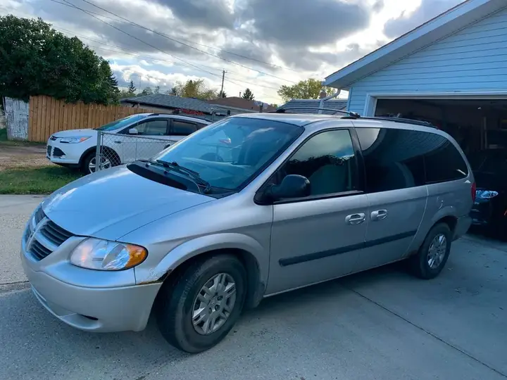 Dodge Grand Caravan 2006 photo 4