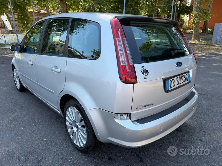 Ford Focus 2008 photo 2