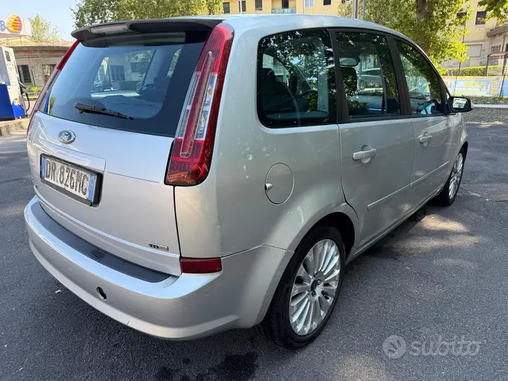 Ford Focus 2008 photo 3