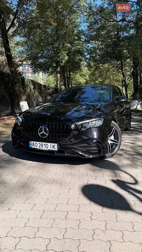 Mercedes-Benz E-Class 2023 photo 2