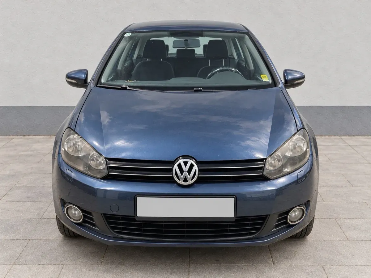 Volkswagen Golf 2012 photo 2