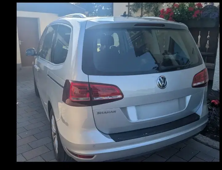 Volkswagen Sharan 2018 photo 2