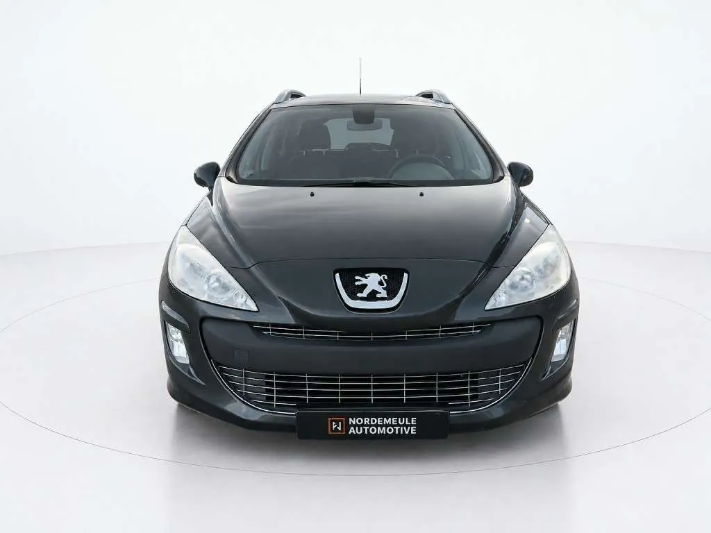 Peugeot 308 2008 photo 2