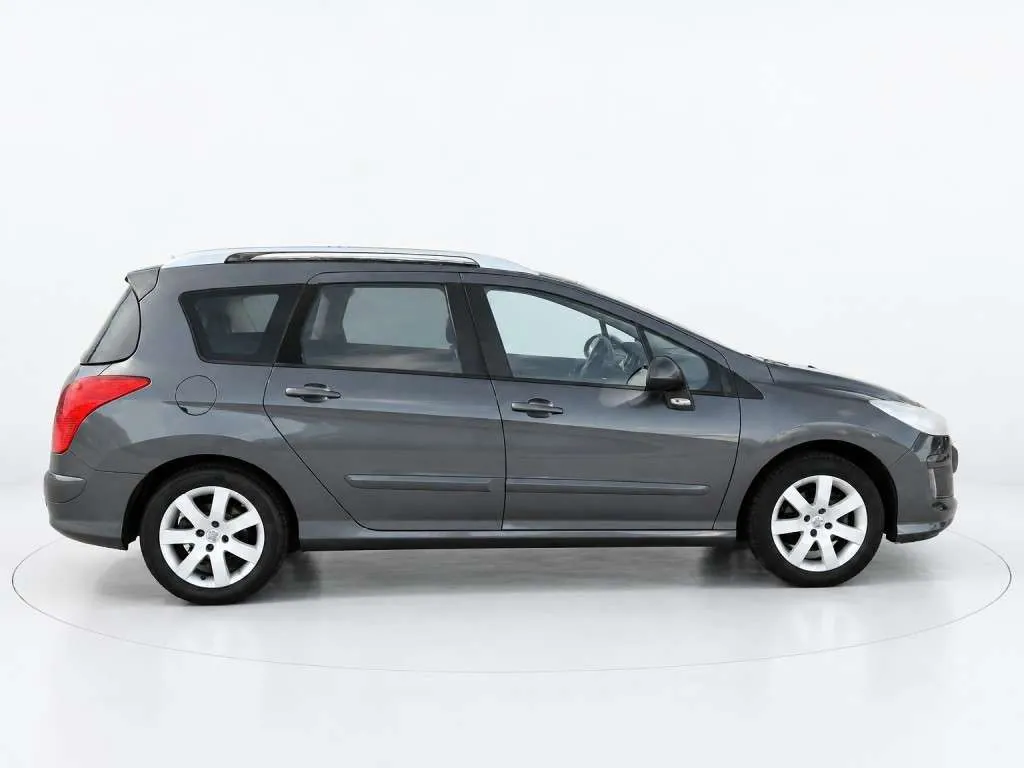 Peugeot 308 2008 photo 5