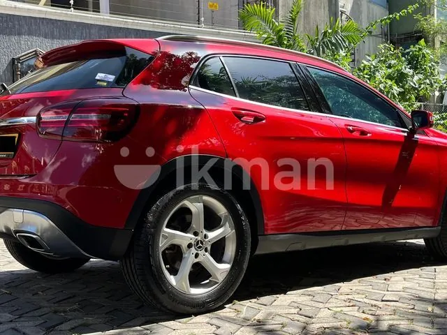 Mercedes-Benz Gla 180 2018 photo 3