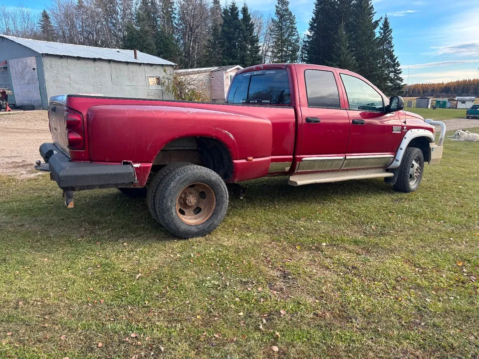 Dodge Ram 3500 2008 photo 2