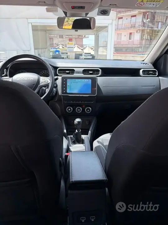 Dacia Duster 2024 photo 2
