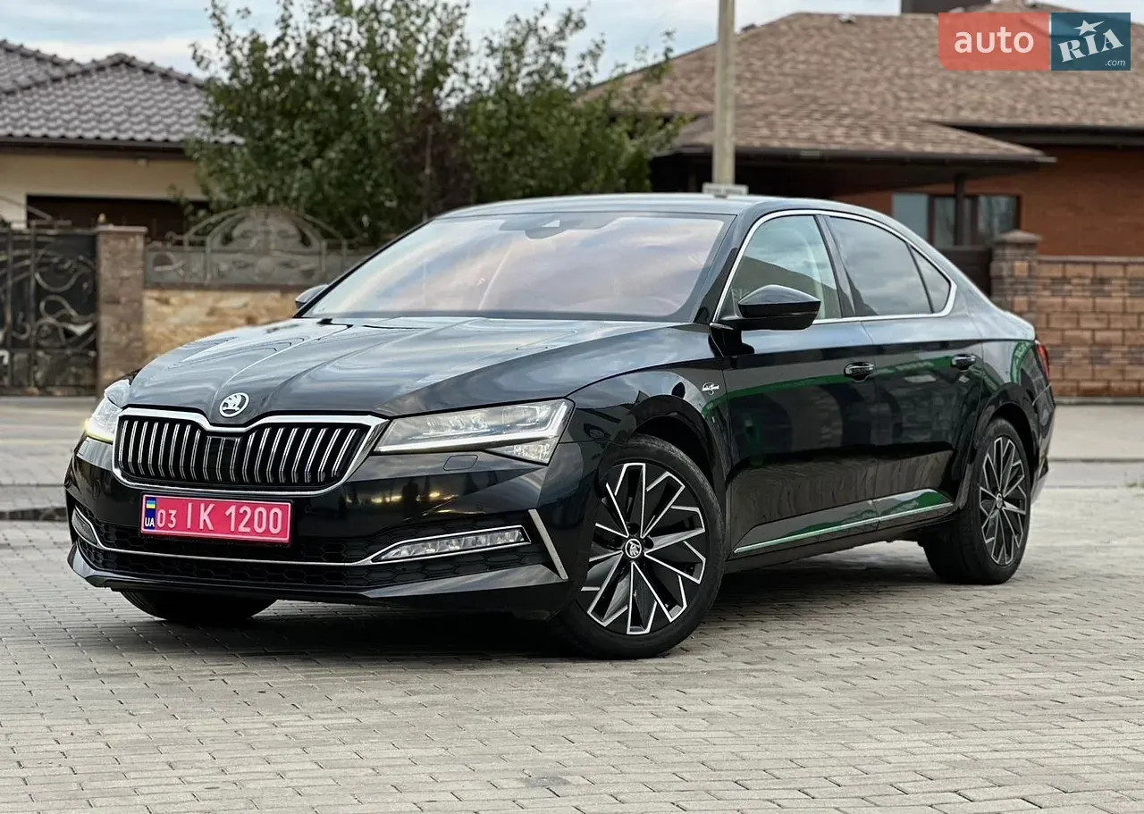 Skoda Superb 2022 photo 3