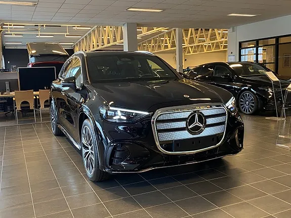 Mercedes-Benz Glc400 2027 photo 3