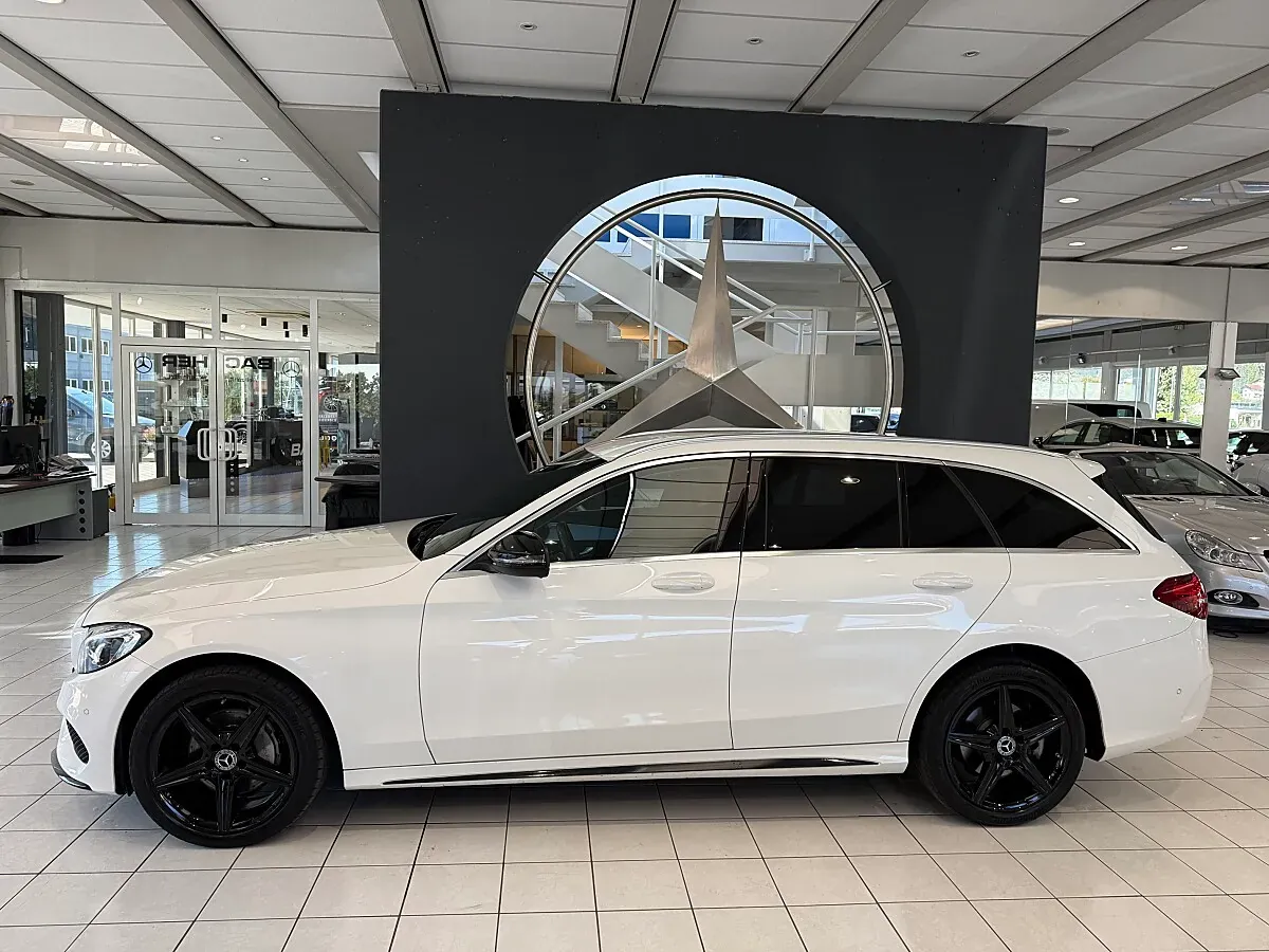 Mercedes-Benz C-Class 2018 photo 3