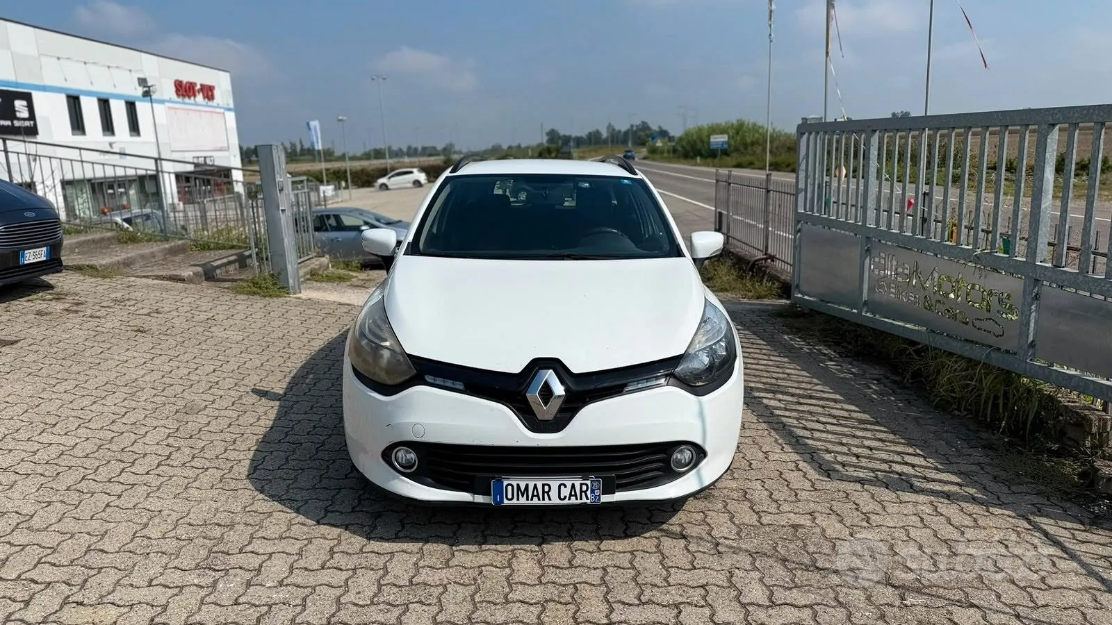Renault Clio 2014 photo 3