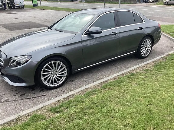 Mercedes-Benz E220 D 2016 photo 4