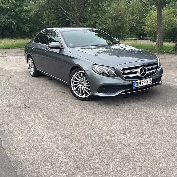 Mercedes-Benz E220 D 2016 photo 2