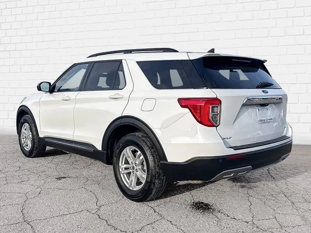 Ford Explorer 2024 photo 4