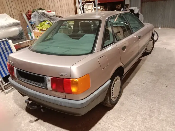 Audi 80 1987 photo 3