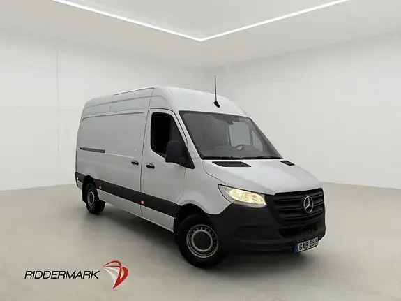 Mercedes-Benz Sprinter 208