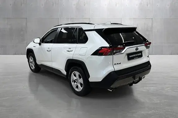 Toyota Rav4 2021 photo 3
