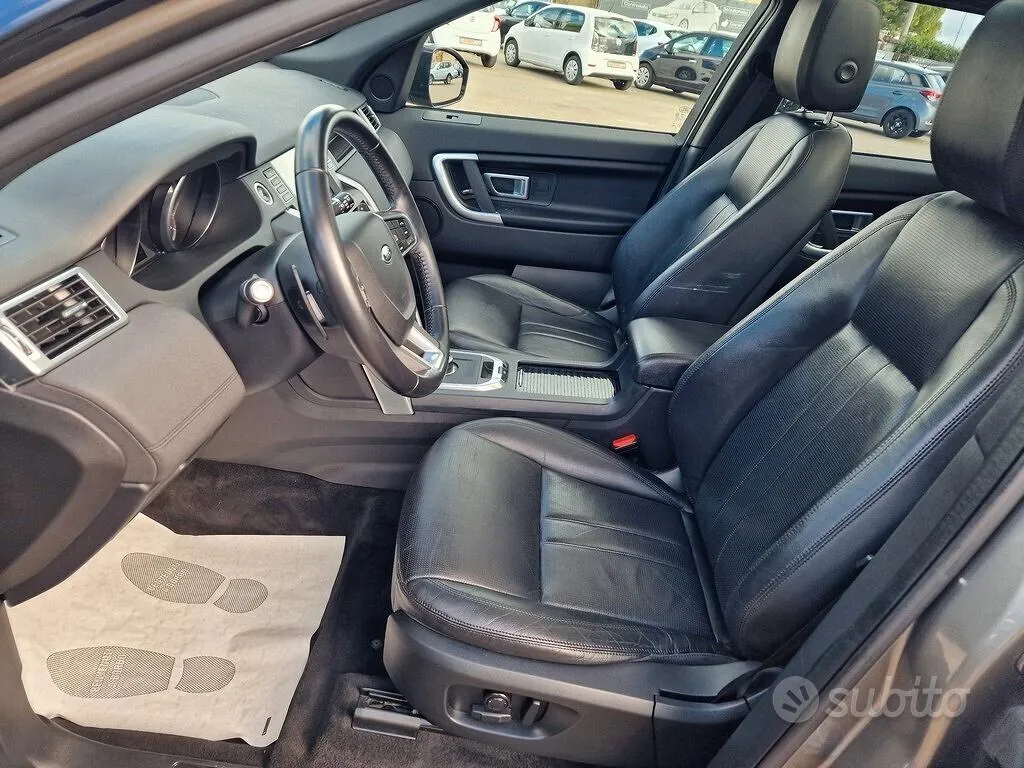 Land Rover Discovery Sport 2019 photo 5