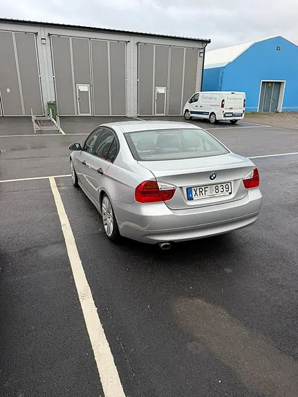 BMW 318I 2006 photo 5
