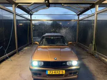 BMW E30