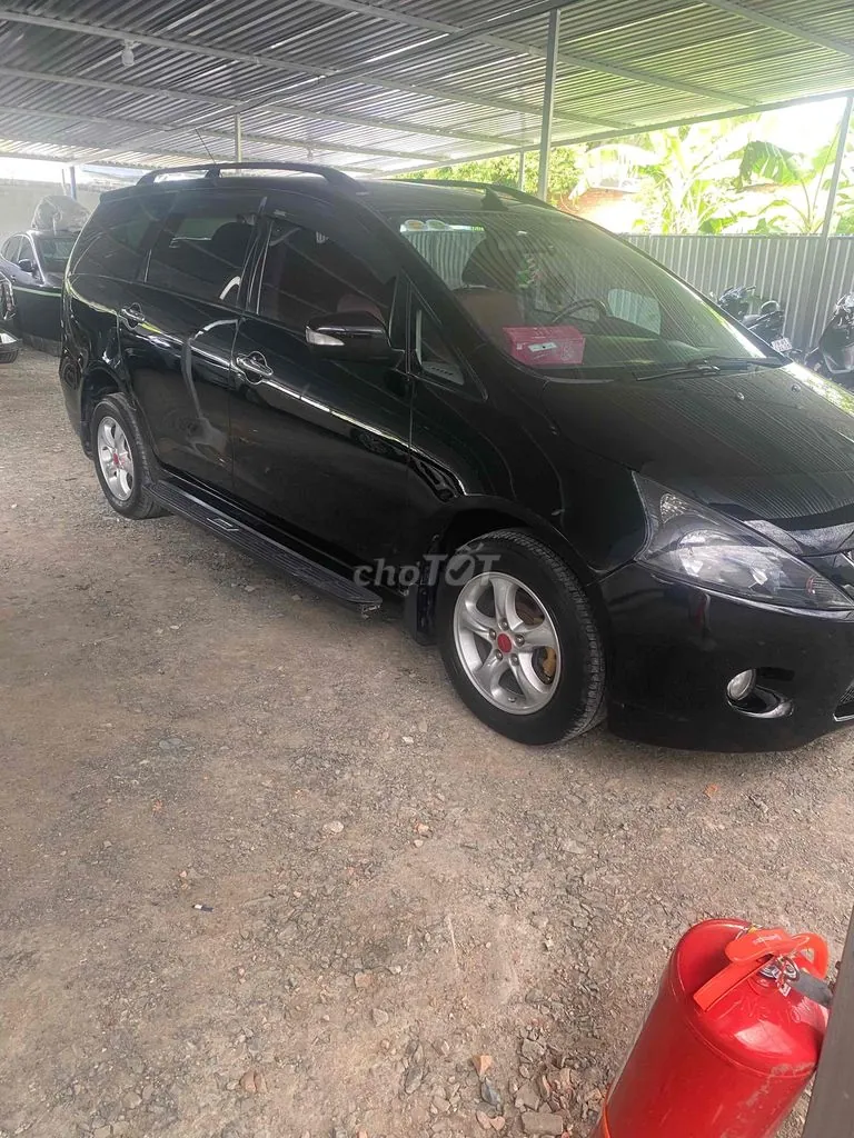 Mitsubishi Grandis 2005 photo 5