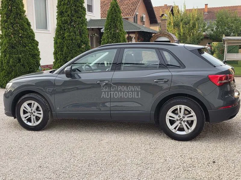 Audi Q3 2021 photo 4