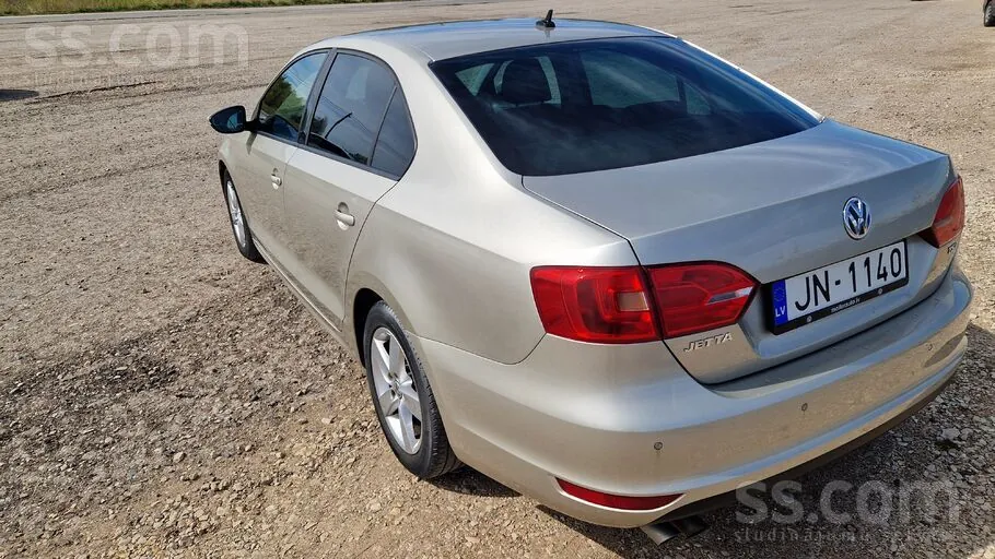 Volkswagen Jetta 2014 photo 3
