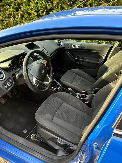 Ford Fiesta 2013 photo 4