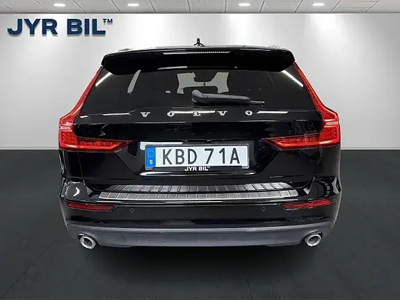 Volvo V60 2021 photo 4