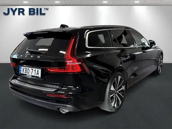 Volvo V60 2021 photo 3