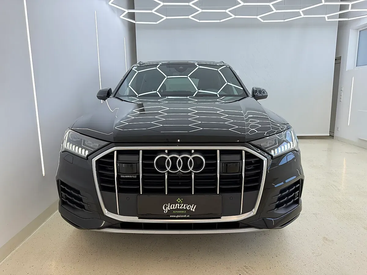 Audi Q7 2023 photo 3