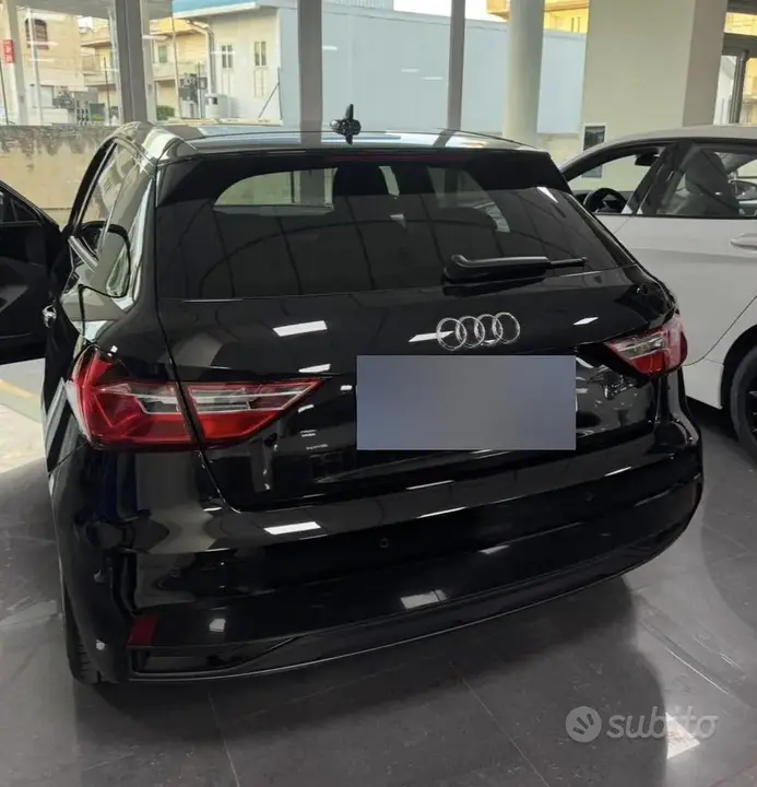 Audi A1 Sportback 2025 photo 2
