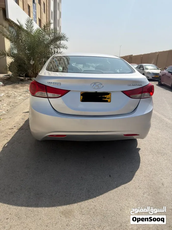 Hyundai Elantra 2012 photo 2