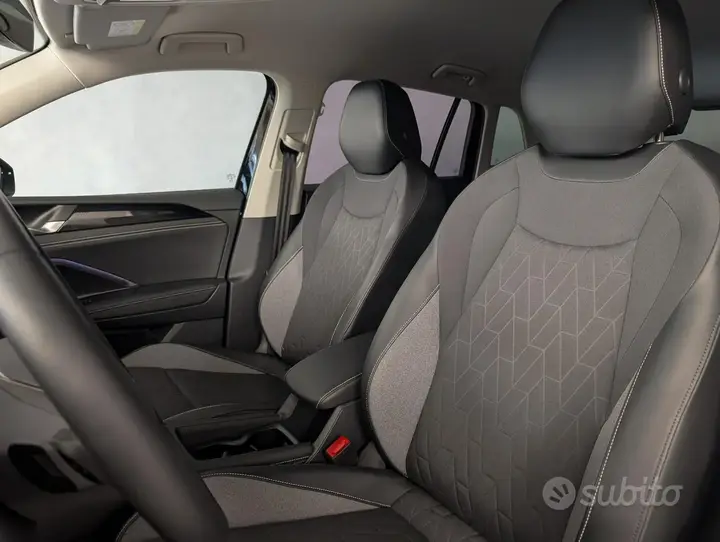 Volkswagen Tiguan 2025 photo 5