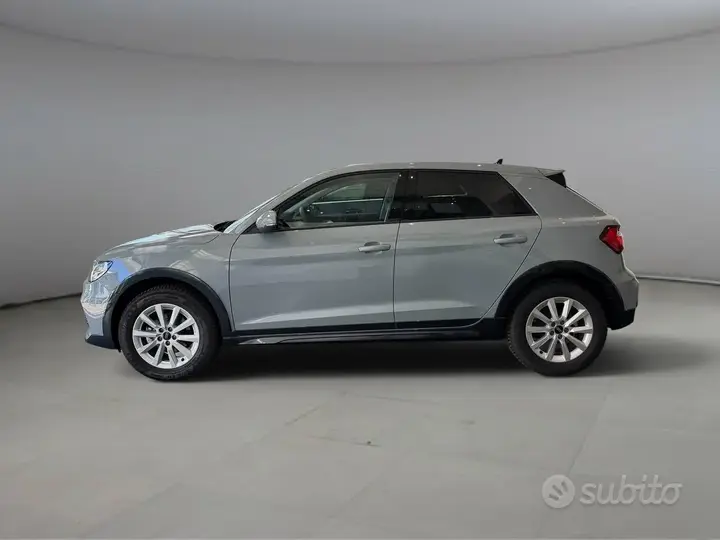 Audi A1 2025 photo 3