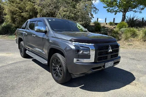 Mitsubishi Triton